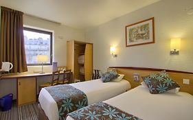 B&B Hotel Paris 17 Batignolles